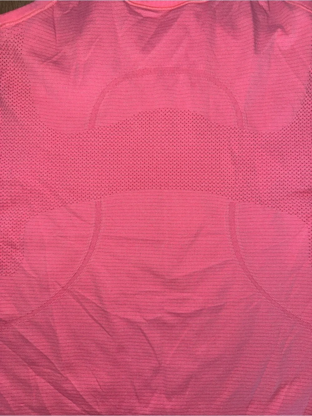 Lululemon Neon Pink Coral Swiftly Tech Tank Top Shirt size 4 EUC